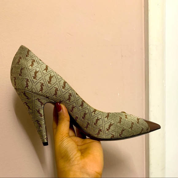 Brand new YSL Lola heels